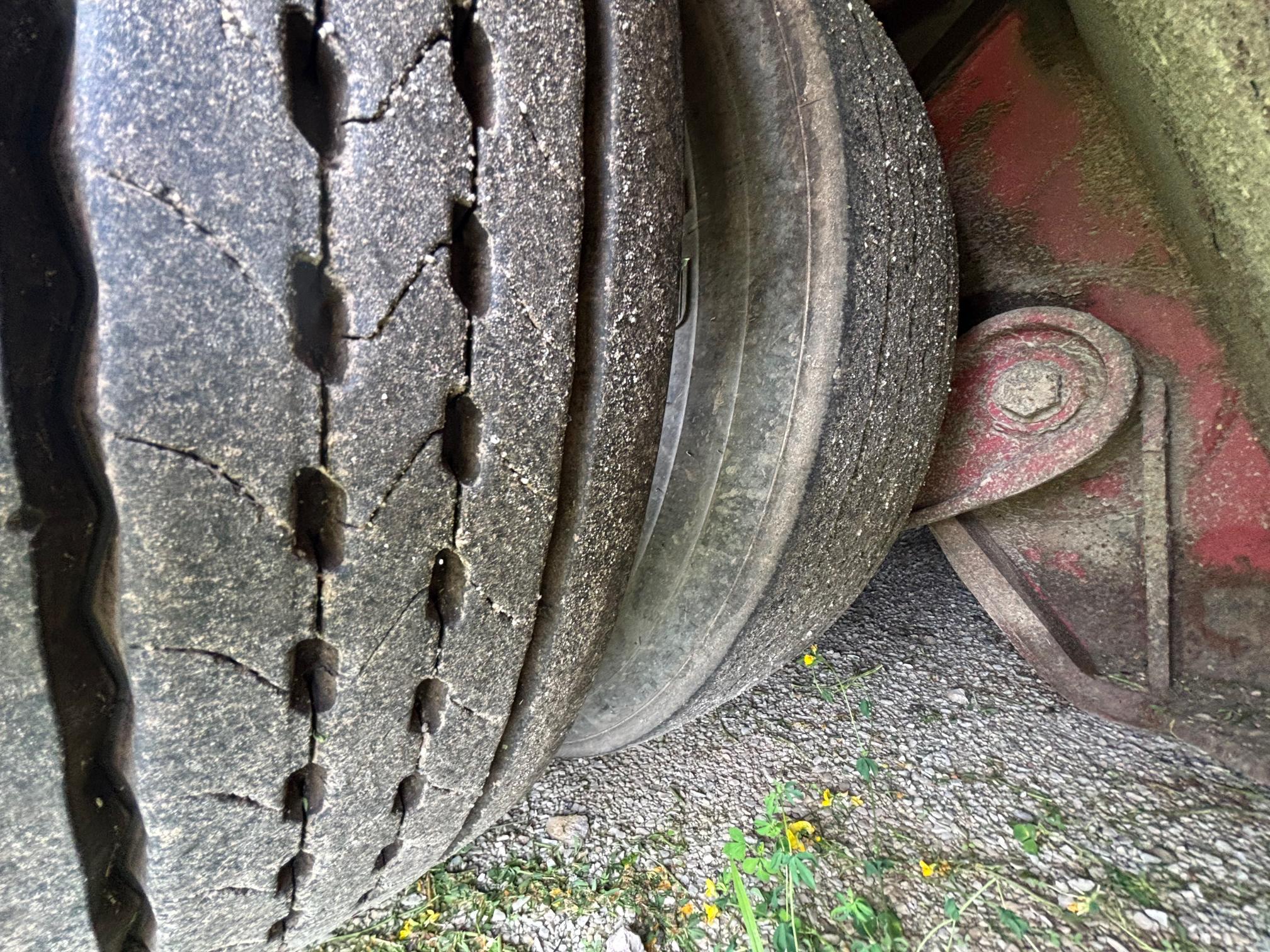 1998 LOAD KING 554 DFP - Image 24